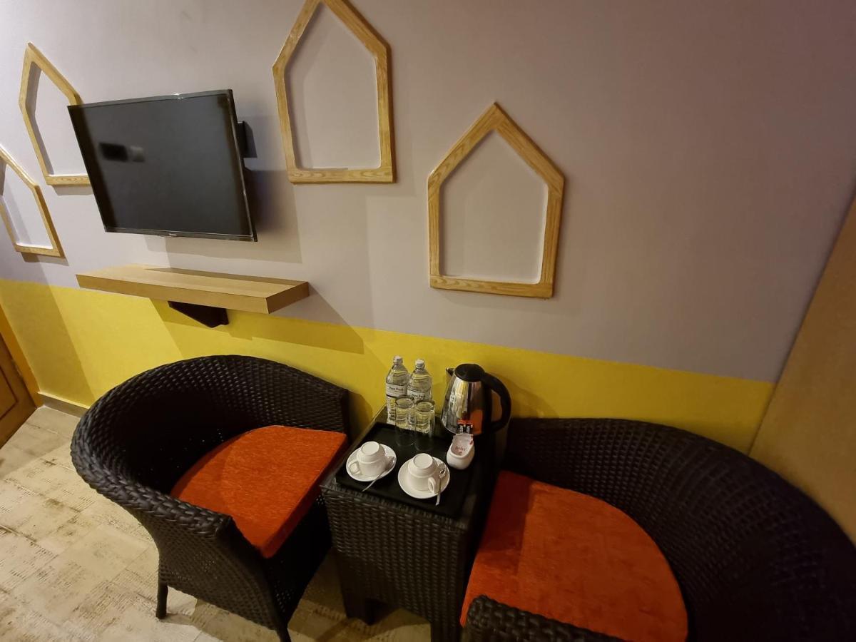 بوكْرا Chautari Boutique Hotel المظهر الخارجي الصورة